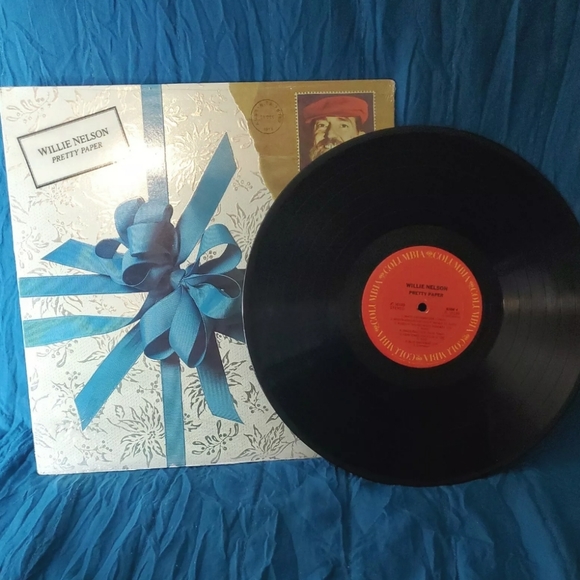 WILLIE NELSON - Pretty Paper - Vinyl Record LP - 1979. Condition is Pre-owned. - Picture 8 of 11